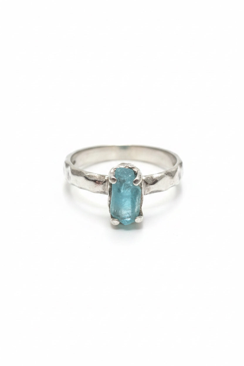 Emerald Natural Polished Claw Set Beated Band .925 Sterling Silver Ring Size 9