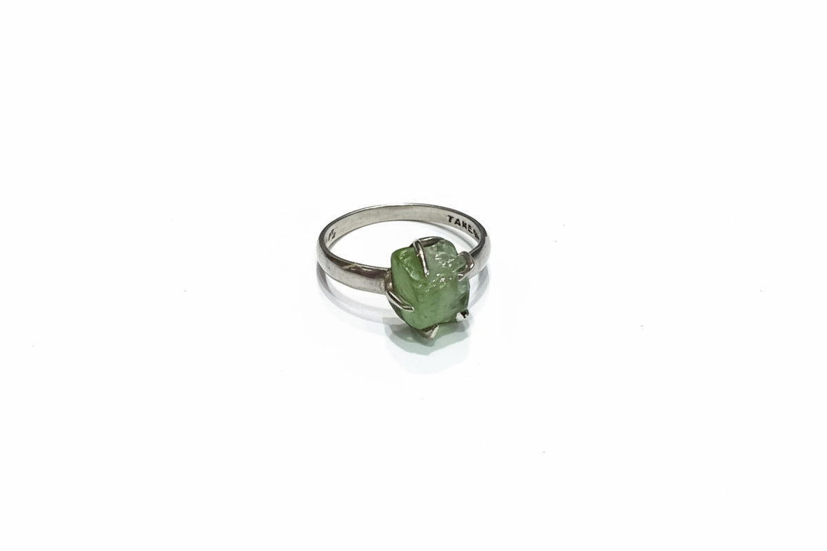 Peridot Raw Claw Set Beated Sterling Silver Ring Size 9