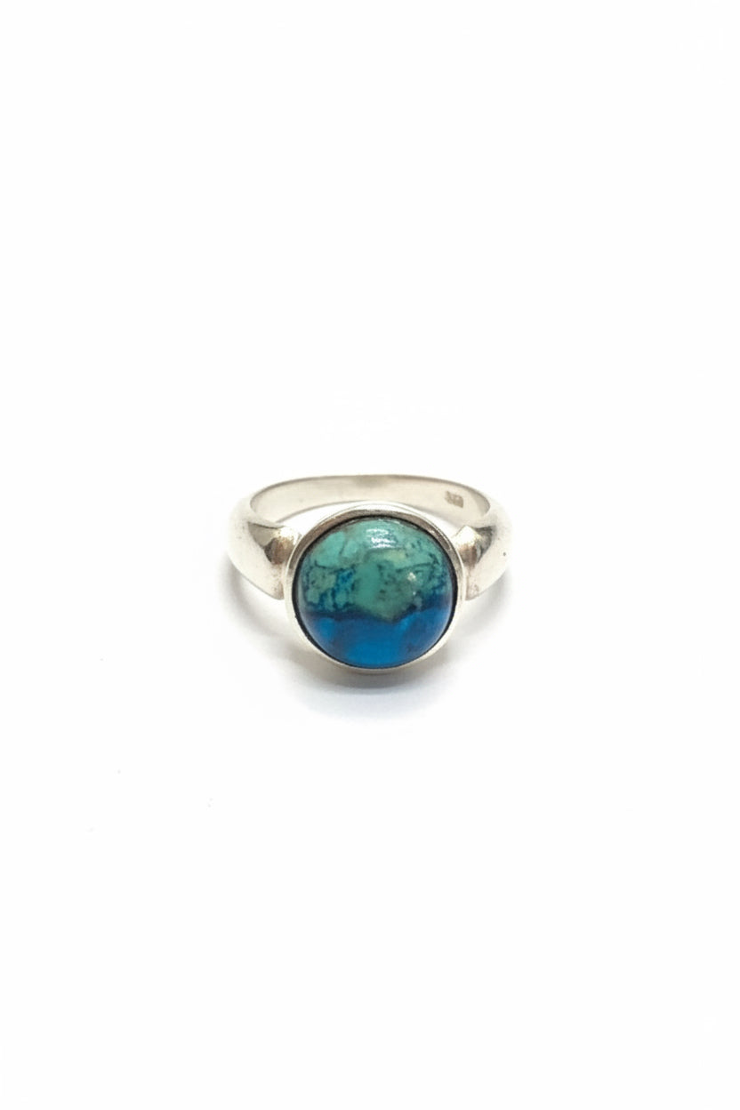 Shattucking Round Shoulder Band Sterling Silver Ring Size 8