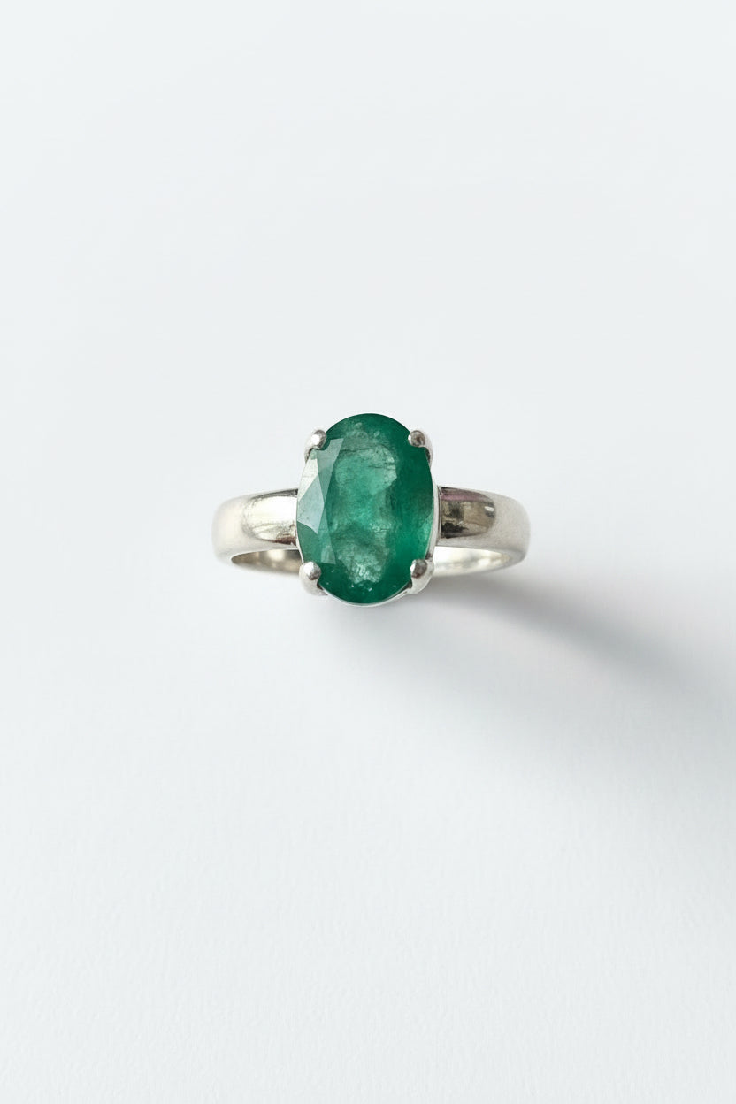 Emerald .925 Silver Ring Size 6