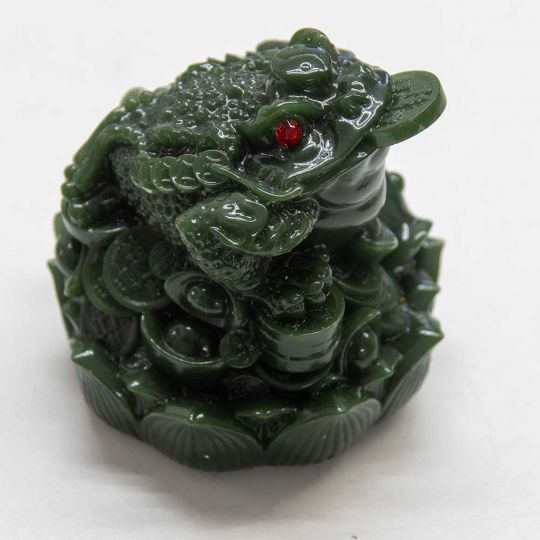 Money Toad Jade Color Polyresin Feng Shui Figurine
