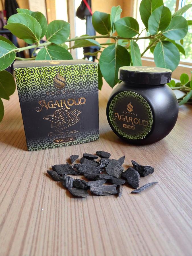 Agar Oud Bakhoor Incense Chips SONAVI – Private Edition - 40g Jar