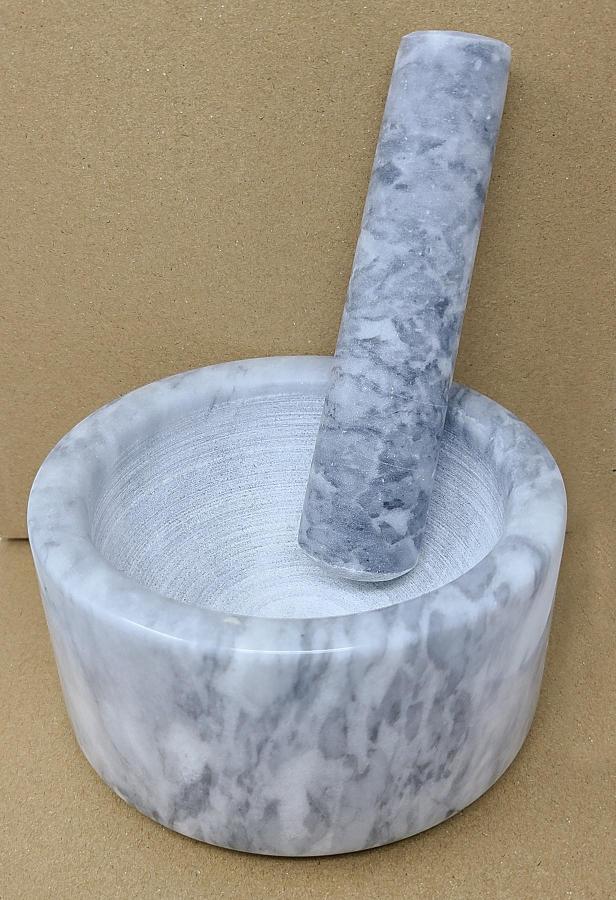 White Marble Mortar & Pestle 2.5"H x 4.5"W