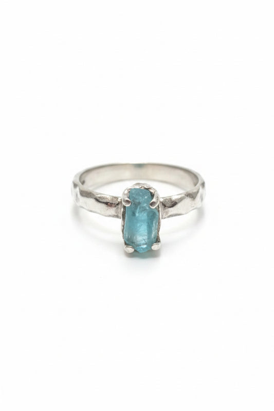 Emerald Natural Polished Claw Set Beated Band .925 Sterling Silver Ring Size 9