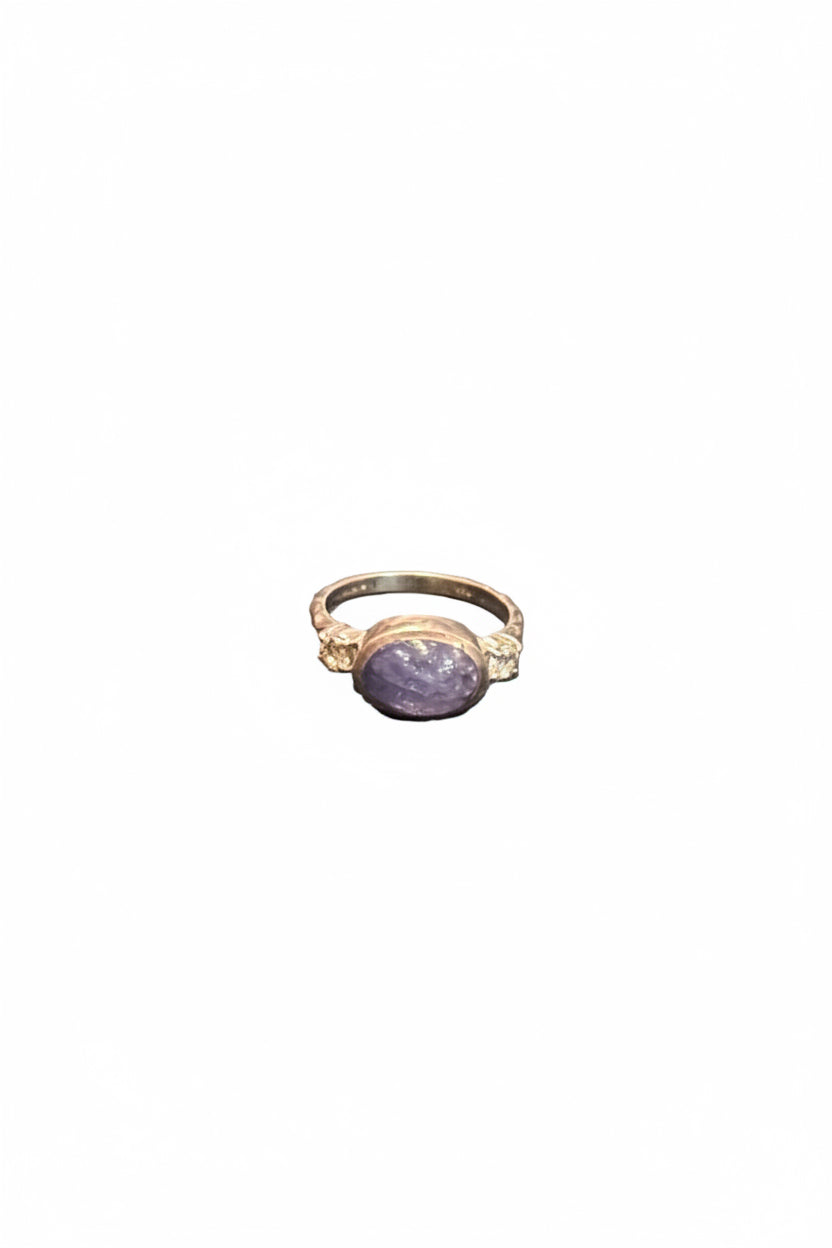Tanzanite Oval W/ Faceted Accent White Topaz Beated Band .925 Sterling Silver Ring Size 6