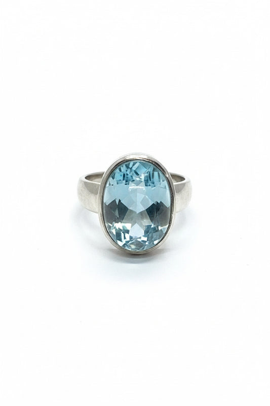 Green Fluorite Oval Cab Sterling Silver Ring Size 9