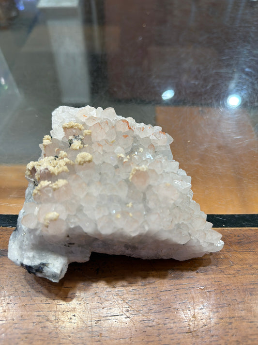 Quartz Chalcopyrite Hematite Dolomite