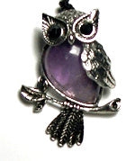 50MM STONE OWL PENDANT IN AMETHYST