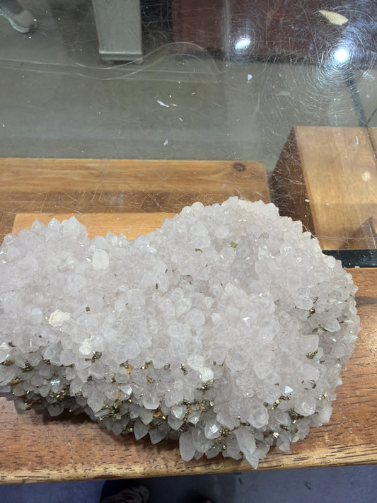 Quartz Chalcopyrite Hematite Dolomite