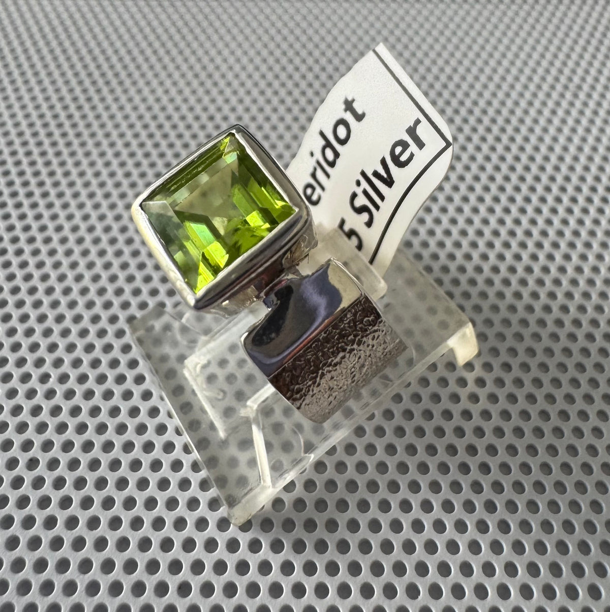 Peridot .925 Silver Ring Size 5