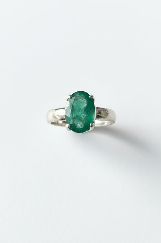 Emerald .925 Silver Ring Size 6