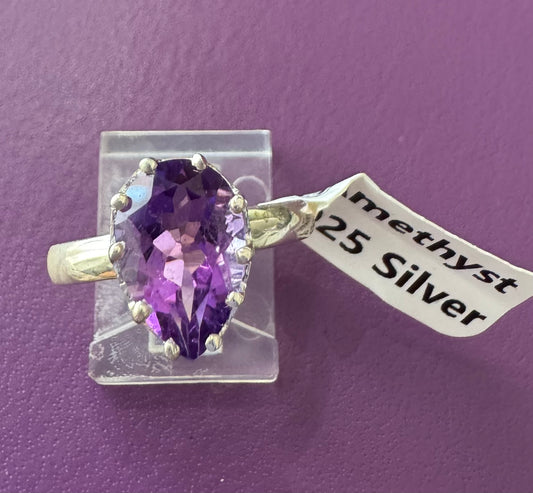 Amethyst .925 Silver Ring Size 8