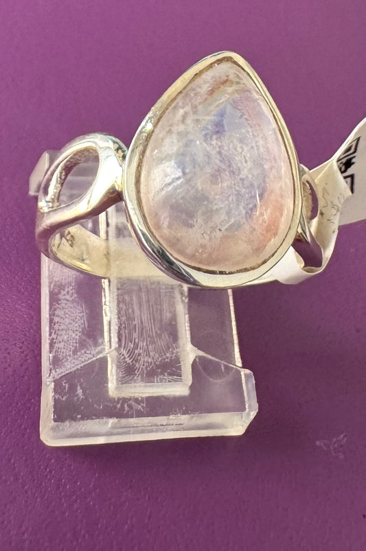 Moonstone .925 Silver Ring Size 8