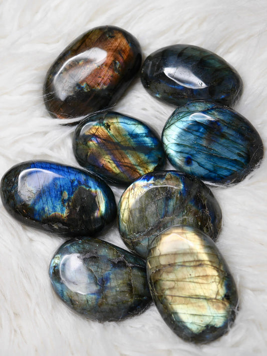 Labradorite Gallet Palm Stone Madagascar #B