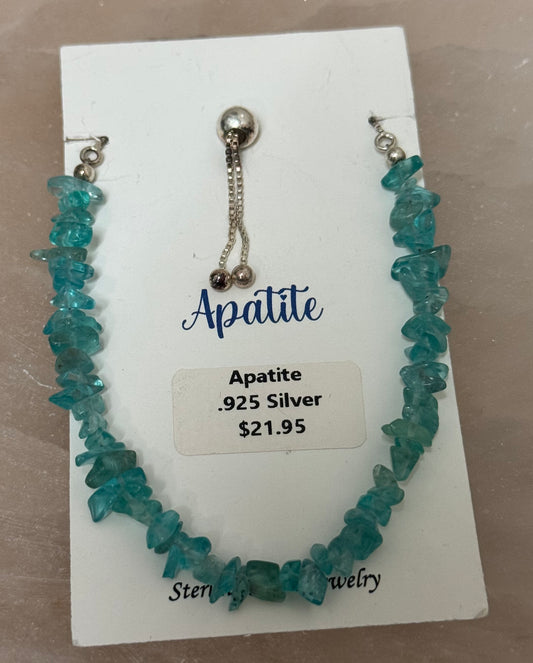Apatite 925 Silver Bracelet – vibrant blue apatite stones set in sterling silver, ideal for stylish and meaningful jewelry.
