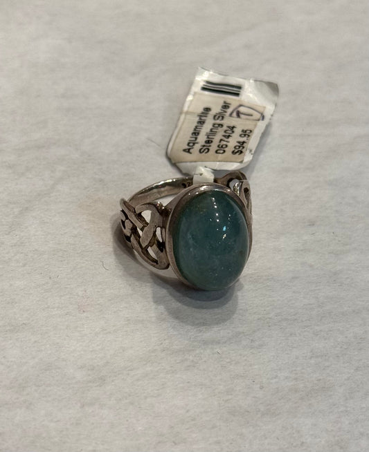 Aquamarine Sterling Silver Ring size 7 – calming blue crystal jewelry symbolizing tranquility, clarity, and communication.
