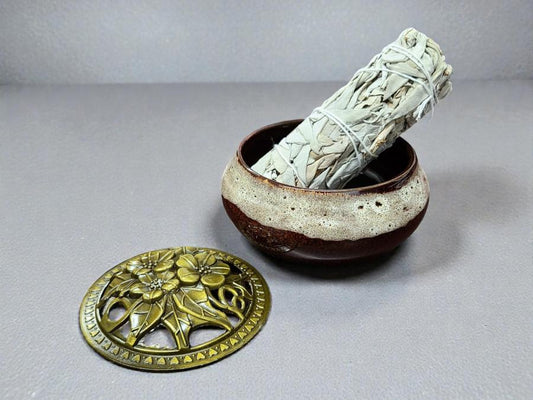 Smoky Brown Ceramic Incense Burner Bowl with Floral Lid – 3.75” Charcoal Incense Holder with Fireproof Felt Pad