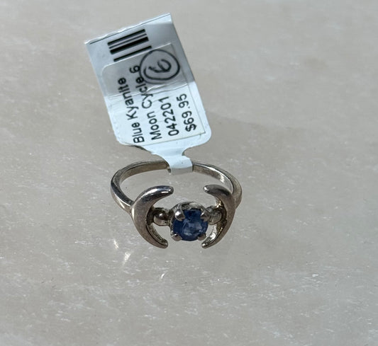 Blue Kyanite Moon Cycle Sterling Silver Ring Size 6 – unique moon cycle design with blue kyanite set in sterling silver for celestial elegance.
