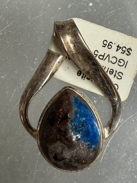 Cavansite Sterling Silver Pendant – vibrant blue crystal jewelry known for spiritual insight and healing energy.
