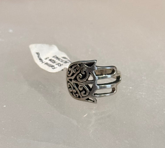 Fatima Hand Round Sterling Silver Ring size 5 – protective silver jewelry featuring the round Fatima hand symbol known for warding off negative energy.
