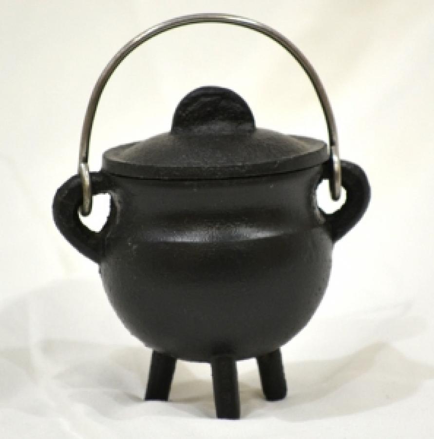 Cast Iron Cauldron with lid 3"H 2.75"D