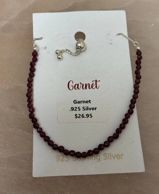 Garnet 925 Silver Bracelet – deep red garnet stones set in sterling silver, adding a touch of elegance and passion to any outfit.
