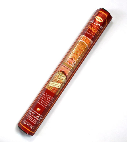 HEM Chandan Incense Sticks – soothing sandalwood fragrance ideal for meditation and spiritual cleansing.
