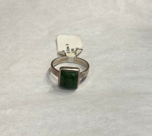 Jade Sterling Silver Ring size 9 – elegant green crystal jewelry symbolizing luck, harmony, and balance.
