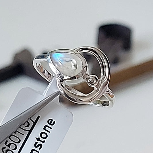 Rainbow Moonstone Goddess Sterling Silver Ring Size 7