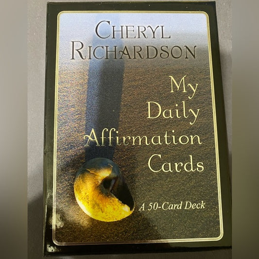 My Daily Affirmation Cards by Cheryl Richardson – a vibrant deck of daily affirmations designed to uplift mindset and boost confidence.
