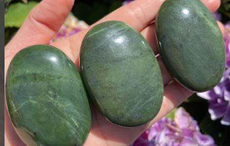 Nephrite Jade Palmstone Gallet - Pakistan