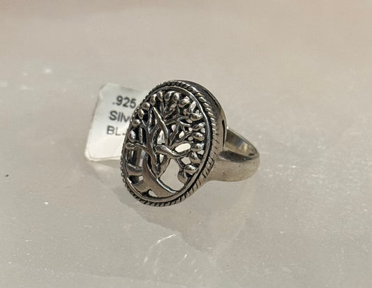 Raised Family Tree Sterling Silver Ring size 8 – meaningful silver jewelry featuring a raised family tree design symbolizing growth, roots, and connection.
