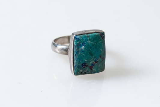 Shattuckite Sterling Silver Ring Size 8 – deep blue shattuckite gemstone set in sterling silver, perfect for unique, elegant jewelry.

