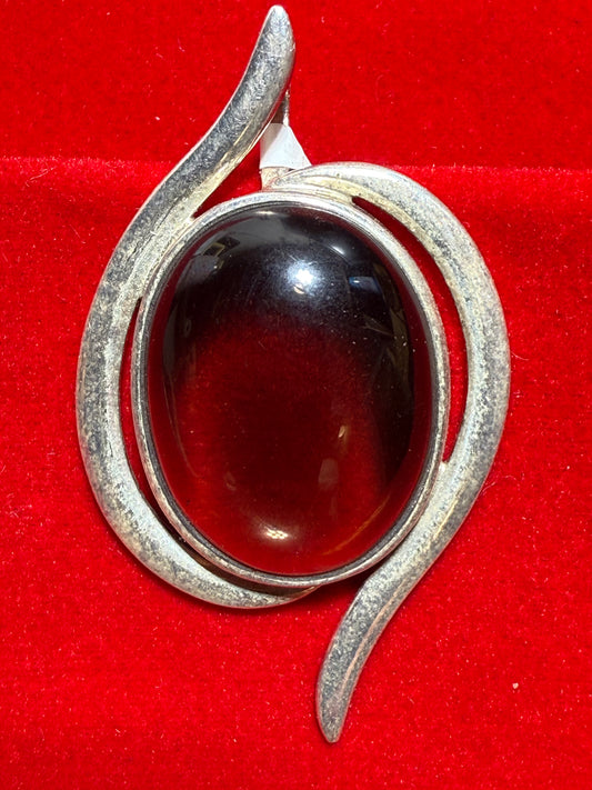 Smoky Quartz Sterling Silver Pendant – elegant brown crystal jewelry known for grounding, protection, and calming energy.

