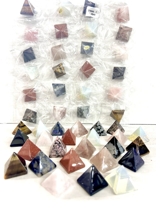 Stone Pyramid 28MM Small -