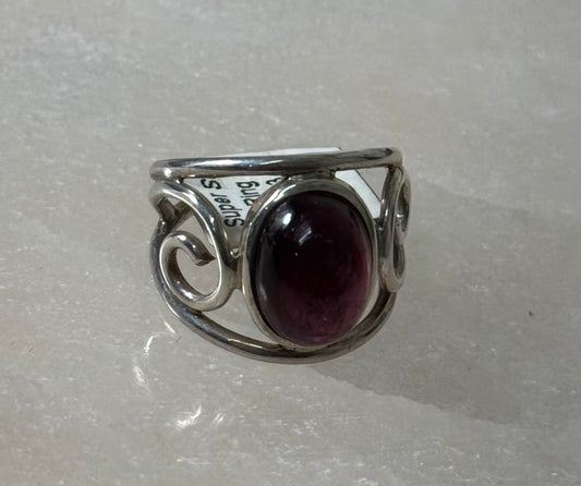 Super Seven Sterling Silver Ring Size 6 – powerful Super Seven crystal set in sterling silver, perfect for spiritual and stylish jewelry.
