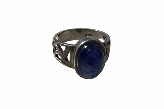 Tanzanite Sterling Silver Ring Size 7 – vibrant tanzanite gemstone set in sterling silver, perfect for elegant and unique jewelry.

