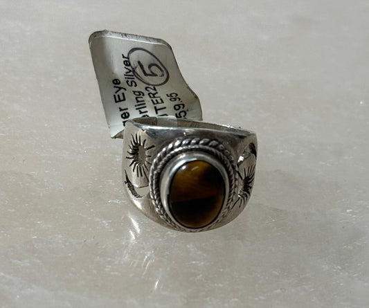 Tiger Eye Sterling Silver Ring Size 5 – classic tiger eye stone set in sterling silver, perfect for bold and timeless jewelry.
